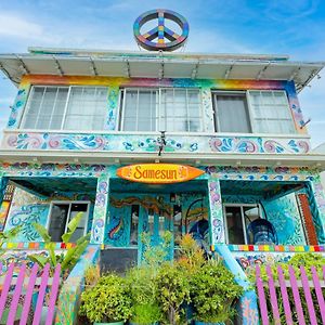 Samesun Ocean Beach Hotel & Hostel